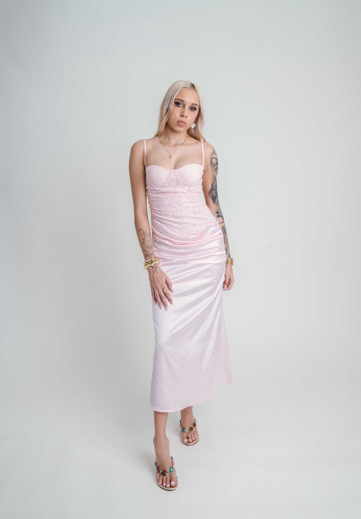 ROŚE LACE MAXI DRESS